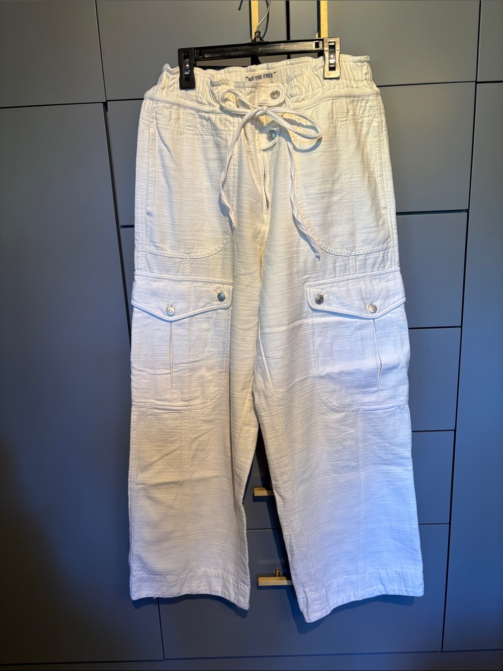 Free People cream cargo pants size M
